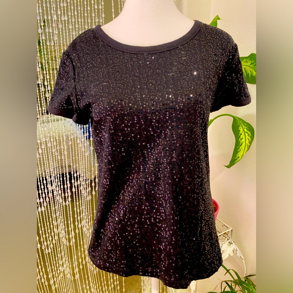 CHA CHA VENTE SEQUINED BLOUSE NWOT